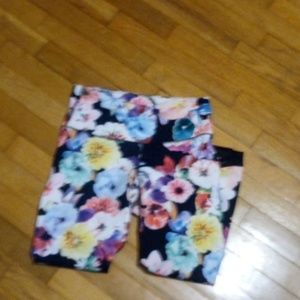 Old Navy active go-dry floral